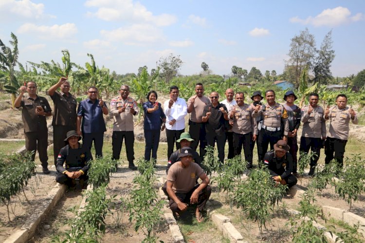 Wakil Ketua II DPRD Kabupaten Kupang Sofia Malelak De Haan Kagumi Eco Wisata Tantya Sudhirajati