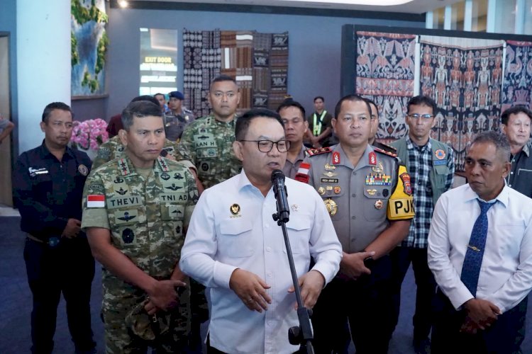 Kapolda NTT Irjen Pol. Reza Arief Dewanto Sambut Kunjungan Menko Polkam RI di Labuan Bajo