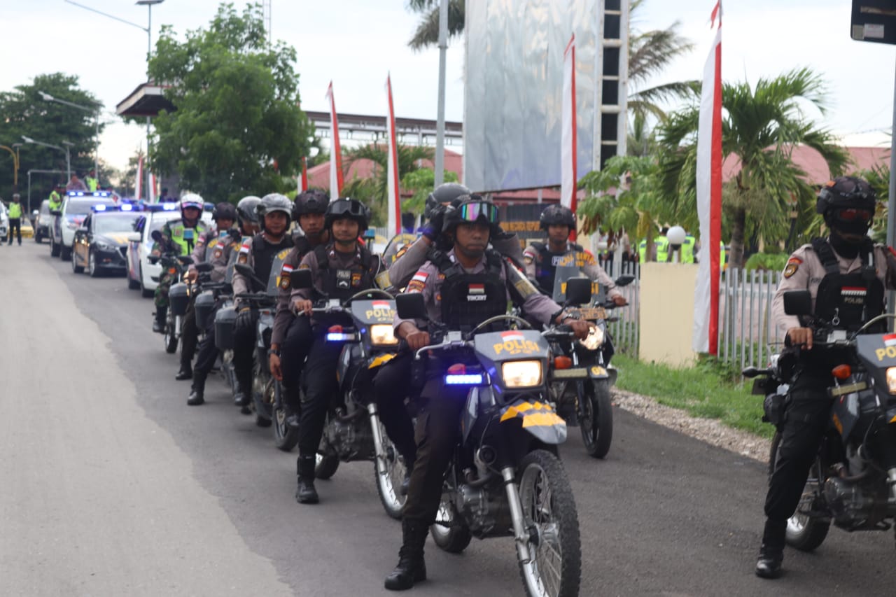 Waka Polres Kupang, Kompol Djemi Gae Lomi, pimpin anggota cegah wabah DBD dan Covit-19